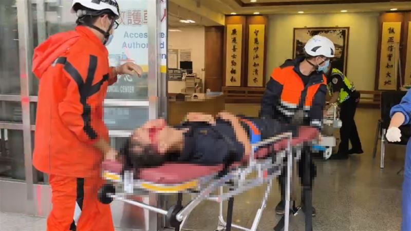 花蓮,新城分局,自撞,警車,嫌犯（圖／翻攝畫面）