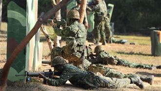 共軍演習被迫留營！役男慘遭女友送綠帽