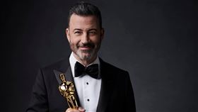 主持人吉米金摩因在節目中，提到保守派網紅柯克遇害一事，節目遭到停播。（圖／翻攝自吉米金摩臉書）