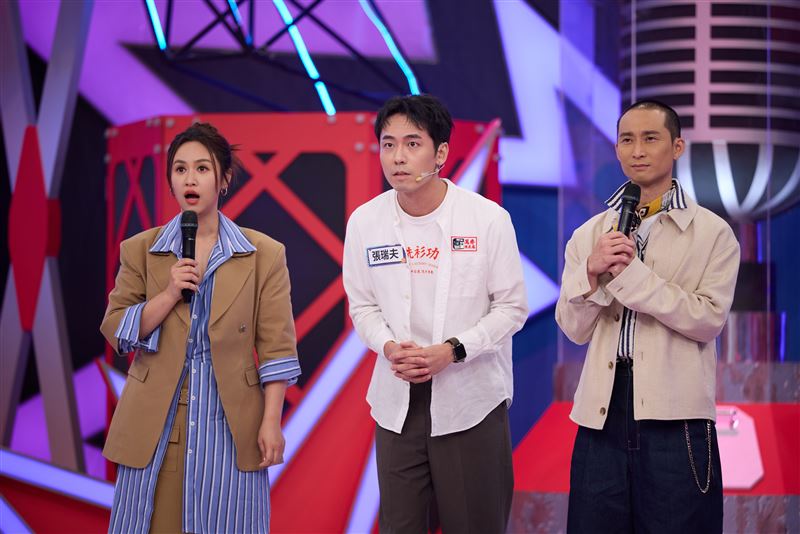左起SANDY 張瑞夫 浩子 將在《Talk Talk秀台語》第二季第一集有精彩演出。（圖／公視台語台提供）
