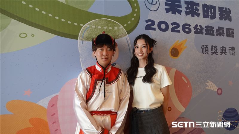 遠從蒙古來領獎的唇腭裂男孩Tom，顧穎表示，對於這些孩子的勇氣和精神，讓她覺得很感動和佩服，所以當場不自覺落淚。（圖／記者張雅筑攝）