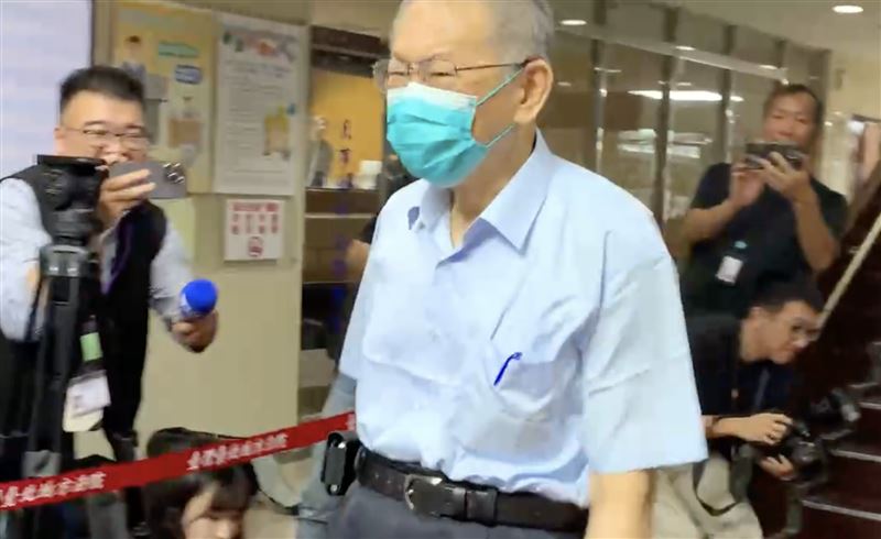 柯文哲怨電子腳鐶害失眠　廠商更新完畢