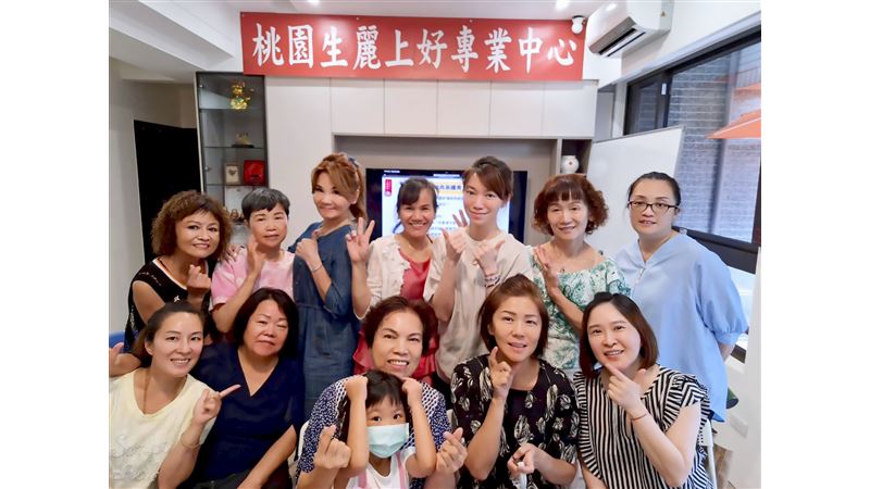 生麗國際張美君卸軍官做婦女創業典範