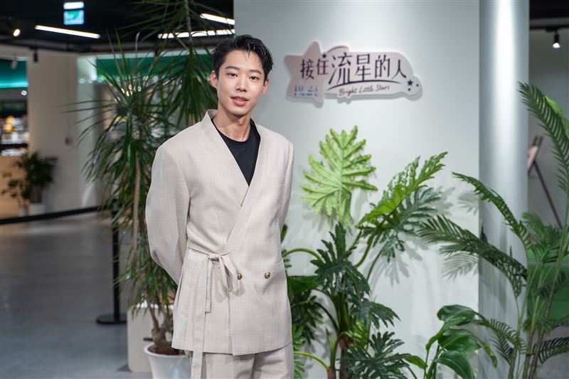 黃信赫坦言與交往多年的女友分手。（圖／大愛提供）