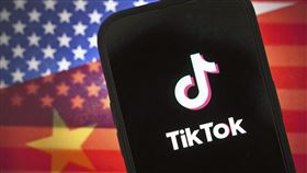 白宮22日表示，美國有「100%信心」能與中國達成協議，將TikTok從母公司分離。（圖／美聯社／達志影像）