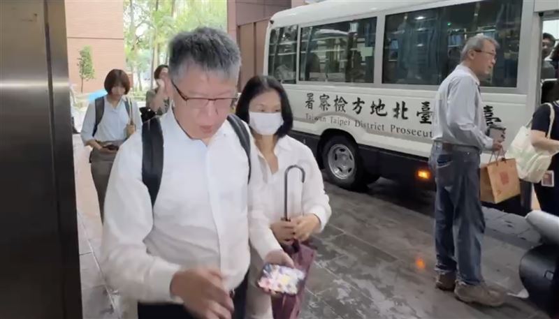 李文娟非首次出庭，此次對於檢、辯提問通通拒答。（圖／翻攝畫面）