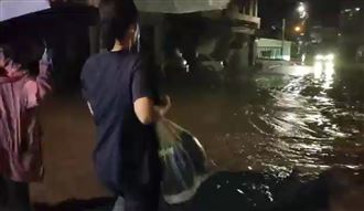 光復鄉泥流水淹！居民驚：沒見過這麼嚴重