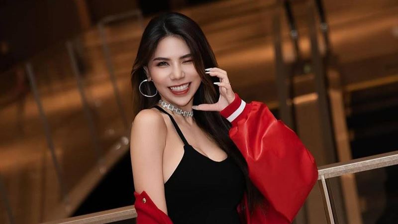 蕾菈證實在5月份進行第二次隆乳。（圖／翻攝自蕾菈IG）