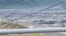 花蓮,光復鄉,大水泥沙,淹沒,第三波,潰壩。（圖／翻攝畫面）