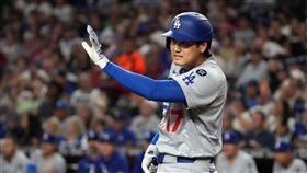 大谷翔平還差1轟可以追平去年寫下的道奇單季全壘打紀錄。（圖／美聯社／達志影像）