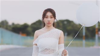 艾薇摯愛離世被隱瞞噩耗　崩潰哭到抽搐