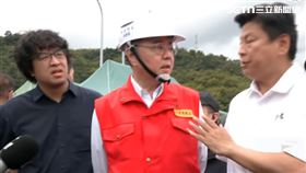 儘管卓揆多次打斷傅崐萁，但他仍執意要講完，讓一旁的沈伯洋忍不住怒喊「我們先救災可以嗎？」