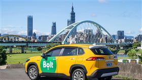 歐洲叫車龍頭Bolt正式進軍台灣，選定台北為東亞市場首站，攜手Hi Taxi、幸福與耐斯車隊推出新選擇。Bolt憑藉全球50國、600城經驗，透過智慧派單改善駕駛空等與收入不均，並以位置分享、緊急協助與上車驗證碼等功能確保安全。Bolt強調公平、創新與以人為本，盼為台灣交通生態注入新活力。（圖／Bolt提供） 