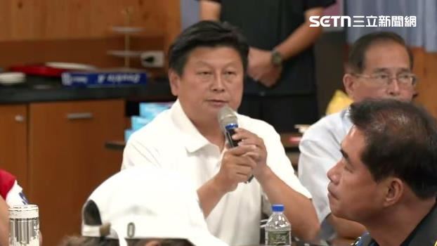 傅崐萁當著卓榮泰面甩鍋中央。（圖／翻攝畫面）