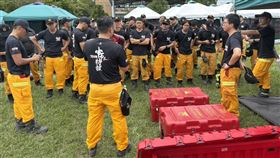 與花蓮同在！台中市政府火速派遣35人13車2搜救犬，馳援救災，光復鄉(圖／台中市府提供)