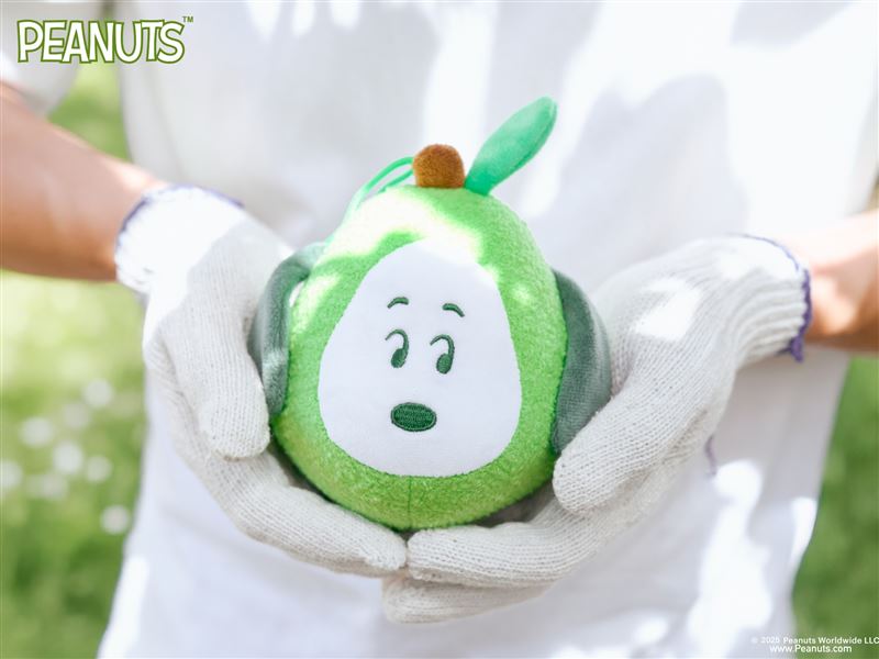 同步推薦應景的中秋柚子變裝史努比系列，一起療癒過中秋。（圖／品牌業者提供）