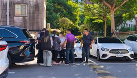 吳男的母親控訴鋰電池工廠負責人至今神隱。（圖／記者莊淇鈞攝影）