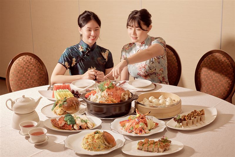 JR東日本大飯店台北凱華樓10月1日至11月30日推出「蟹煮隆恩」尊饌饗宴。（圖／飯店旅宿業者提供）