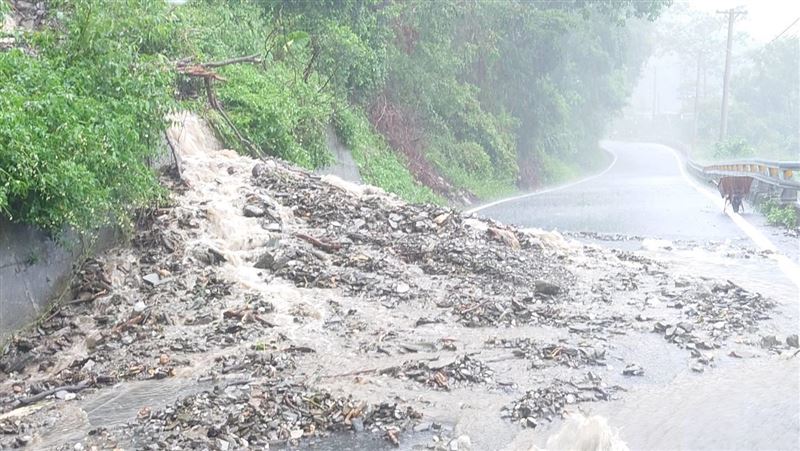 台東海端霧鹿村、利稻村9/25停班停課。（圖／中央社）