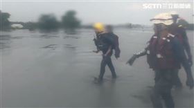 女童,6歲,獲救,花蓮,阿公,阿嬤,失蹤,溢流,洪災,堰塞湖（圖／翻攝畫面）