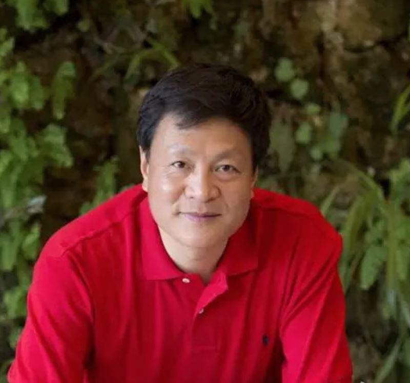 中國建築師俞孔堅巴西墜機身亡。（圖／翻攝自微博）