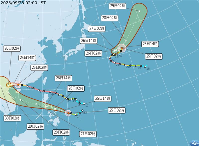 樺加沙已減弱為輕颱，另兩個颱風浣熊、博羅依對台灣皆無影響。（圖／中央氣象署）