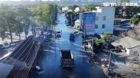 中央災害應變中心,消防署,光復鄉,花蓮,花蓮縣,台北,新北,堰塞湖,街道,泥水,災情,壩體,馬太鞍溪,上游堰塞湖,救災,空拍圖片描述。（圖／翻攝畫面）