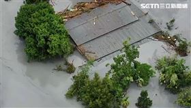 6歲女童小沂受困2天獲救，消防人員今（25)日尋獲乾姑姑遺體。（圖／翻攝畫面）