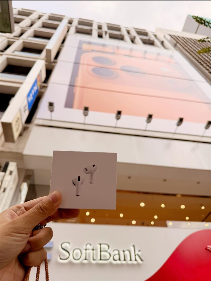 林東閔說，如果你使用iPhone，想要一支真無線耳機打天下，Airpods Pro 3絕對是首選。（圖／翻攝自林東閔臉書）