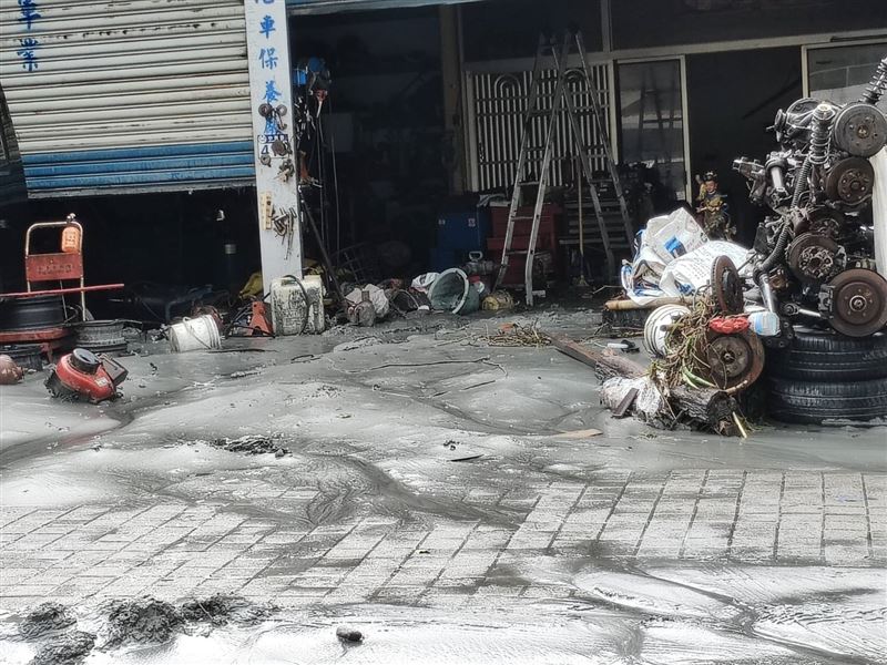 颱風樺加沙重創花東！為了降低災後疫情對居民及救災人員的健康衝擊，疾管署將開打的公費流感及新冠疫苗接種對象，擴大納入光復鄉全體居民、衛生所工作人員及救災人員。（圖／三立資料照）