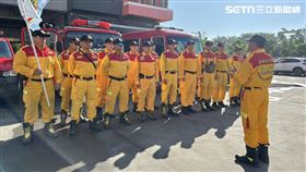 台南市特搜隊整裝，25日上午完成集結整備8時出發，預估下午到達花蓮災區支援。（圖／南市消防局提供）