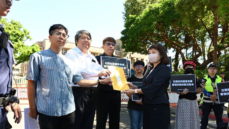 要政院重修財劃法！民團轟傅崐萁忽略責任