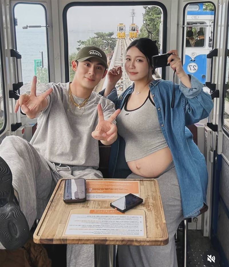 紀曦晨超巨孕度曝光。（圖／翻攝自紀曦晨IG）