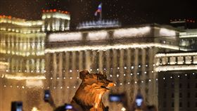 克里姆林宮發言人佩斯科夫（Dmitry Peskov）稱，俄羅斯在地緣政治上，長久以來都被視為是「熊」。（圖／美聯社／達志影像）