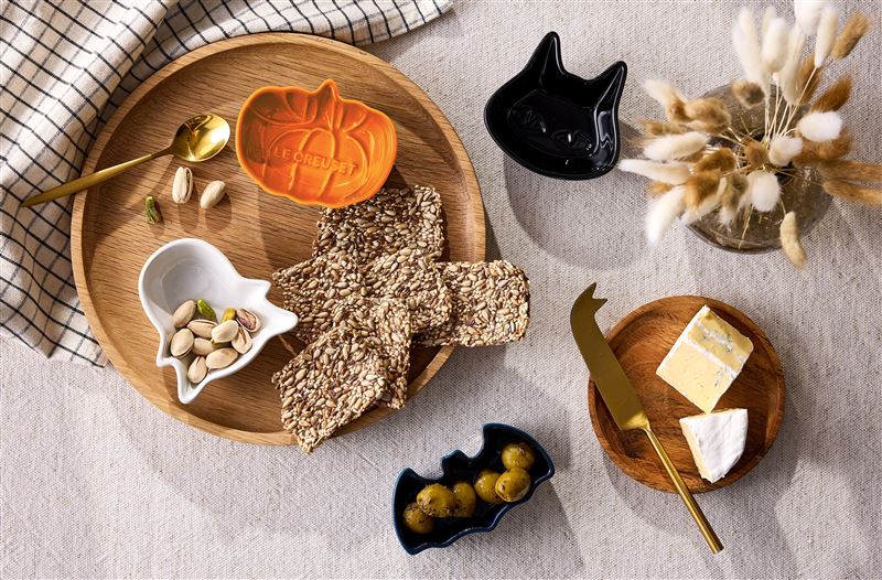 LE CREUSET繽紛餐桌點燃萬聖派對狂潮。（圖／品牌業者提供）