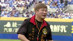 胡瓜捐款給花蓮。(圖／《下面一位》提供）