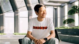 小米17今晚發表！雷軍年度演講三款齊發　霸氣宣布這產品：進軍歐洲（圖／翻攝 微博@ 雷軍） 