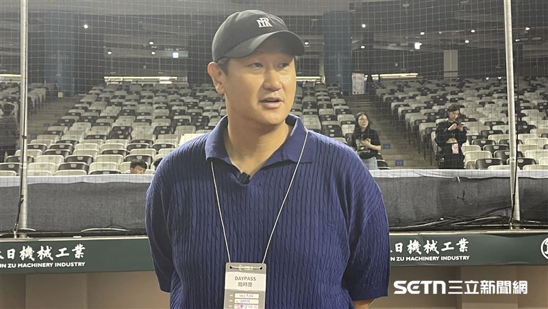 前韓職重砲李大浩25日現身台北大巨蛋。（圖／記者戴以柔攝影）