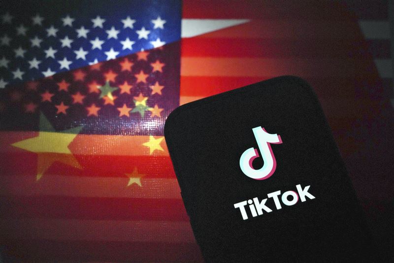 川普簽行政命令為TikTok續在美營運鋪路。（圖／美聯社／達志影像）