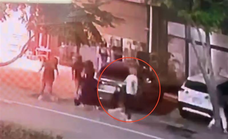 吳男犯案後開車北上逃逸，事後又主動向警方投案。（圖／翻攝畫面）