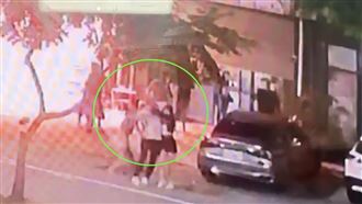 尪被槍殺！妻不忍說…小4兒以為爸爸病逝