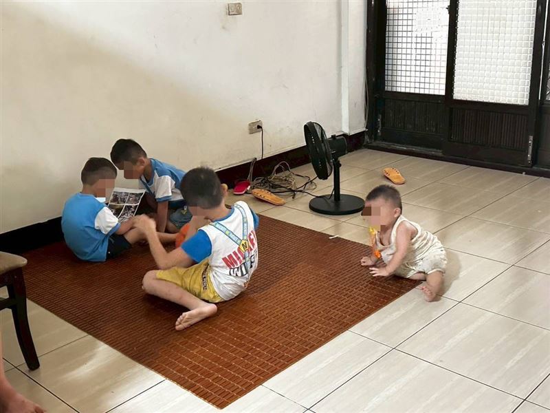 我們要活下去！九口之家逃過火劫卻陷絕境，天冷4幼孫過冬棉被都沒有。（圖／《愛的延續》公益協會提供）