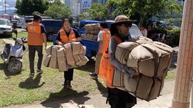 民進黨將災區所需物資送進光復鄉。（圖／民進黨提供） 