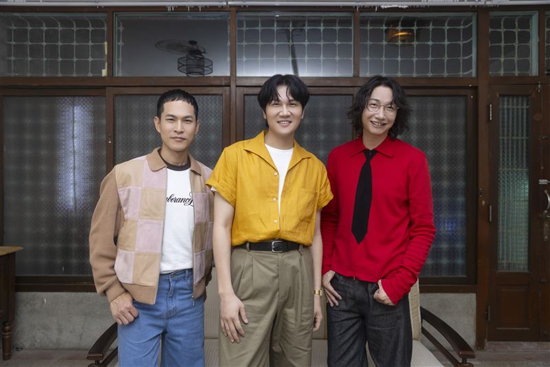 宇宙人全新單曲〈不曾寧靜的夜〉MV照亮不寧靜夜晚！（圖／相信音樂提供）