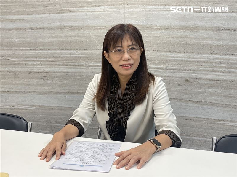衛福部健保會執行祕書周淑婉說明協商結果。（圖／記者蔣季容攝影）