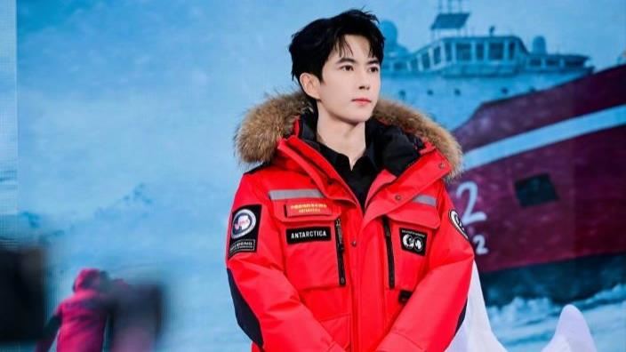 于朦朧墜樓身亡事件在中國境內社群平台大規模刪文。（圖／翻攝自于朦朧 AlanYu台灣首站 FB）