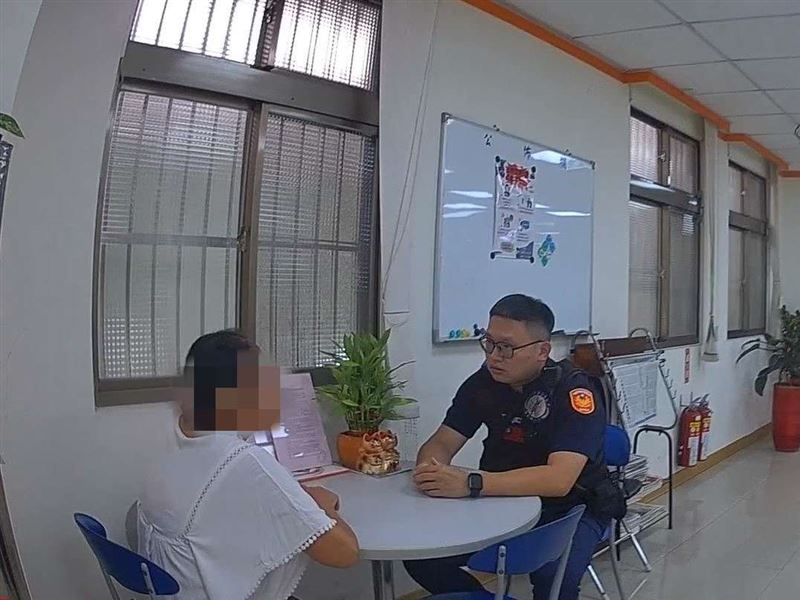 趙婦前一日才因為被網友誘騙「投資黃金」，沒想到隔日竟再度前往同一間分行。（圖／桃園電子報提供）