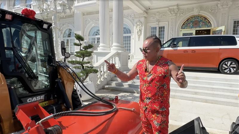 吊車大王救災車隊到了　現場畫面曝光