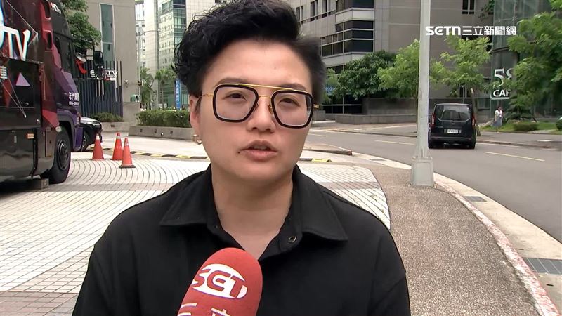 吳靜怡直批，豢養狗仔去做相關的跟監，是非常醜陋的行為