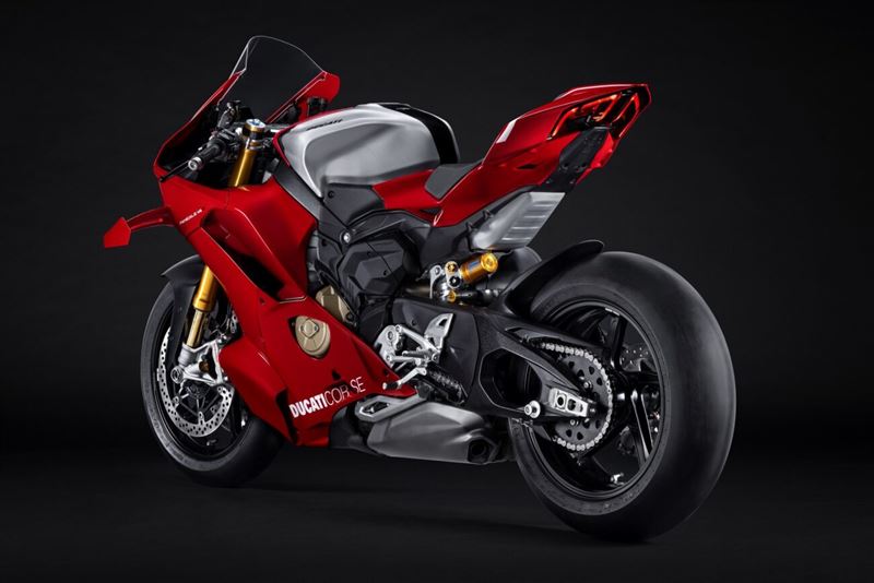 V4 R的998cc Desmosedici Stradale R引擎依舊輸出208匹。（圖／翻攝Ducati網站）